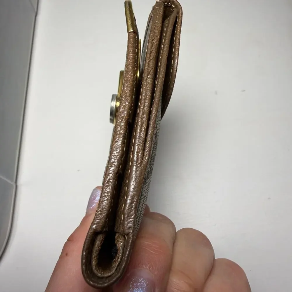 Gucci vintage brown